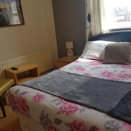 Kensington Hotel Рил Экстерьер фото