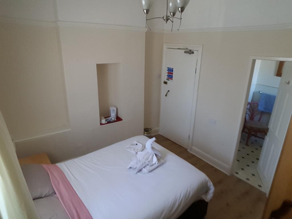 Kensington Hotel Рил Экстерьер фото